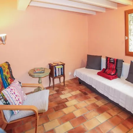 Tatil Evi Cozy In De Baix With Kitchen *
